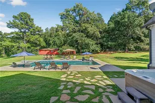 4621 Stanley Rd, Flowery Branch, GA 30542 - Photo 4