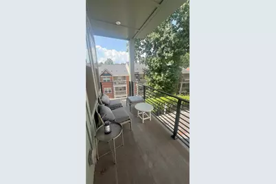 200 Chestnut Circle, Atlanta, GA 30342 - Photo 10