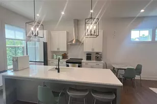 200 Chestnut Cir, Atlanta, GA 30342 - Photo 4