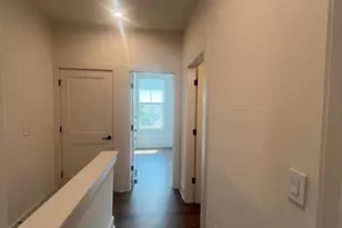 200 Chestnut Cir, Atlanta, GA 30342 - Photo 18