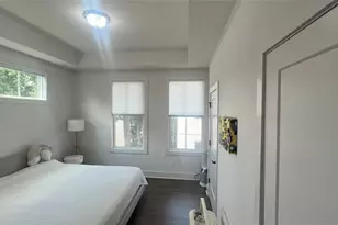 200 Chestnut Cir, Atlanta, GA 30342 - Photo 12