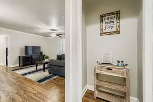 300 Peachtree St NE, Atlanta, GA 30308 - Photo 2