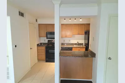 3160 Seven Pines Court #302, Atlanta, GA 30339 - Photo 8