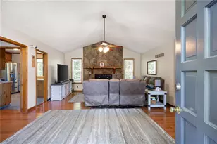 205 Deerchase Dr, Woodstock, GA 30188 - Photo 2