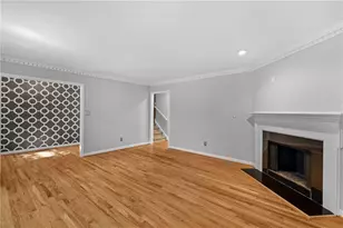 370 The Chace, Atlanta, GA 30328 - Photo 4