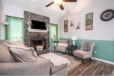 1534 Oakhill Drive, Auburn, GA 30011 - Photo 2