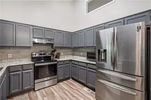 1534 Oakhill Dr, Auburn, GA 30011 - Photo 6