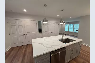 1389 Lanvale Drive SW, Atlanta, GA 30310 - Photo 8