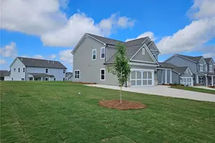 440 Banff Dr, Winder, GA 30680 - Photo 2