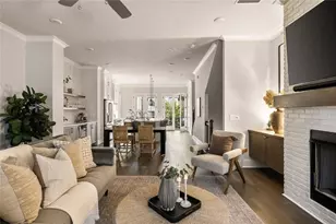 220 Briscoe Wy, Alpharetta, GA 30009 - Photo 8