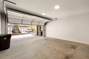 220 Briscoe Wy, Alpharetta, GA 30009 - Photo 32