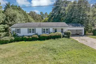 6867 Laurel Wood Dr, Douglasville, GA 30135 - Photo 2