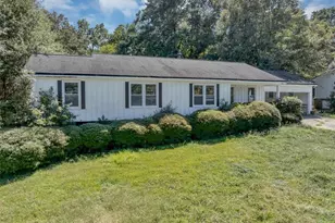 6867 Laurel Wood Dr, Douglasville, GA 30135 - Photo 4