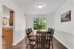 500 Barrington Dr W, Roswell, GA 30076 - Photo 8