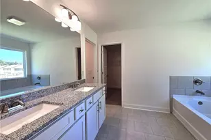 7313 Yewtree Dr, Flowery Branch, GA 30542 - Photo 14