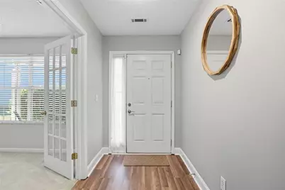 2377 Charleston Pointe SE, Atlanta, GA 30316 - Photo 10