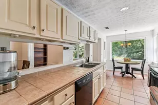 19 Normandy Ct NE, Atlanta, GA 30324 - Photo 14