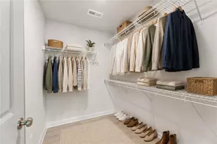 911 E Grn Ln, Clarkston, GA 30021 - Photo 12