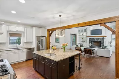 279 Lakeview Avenue NE, Atlanta, GA 30305 - Photo 14