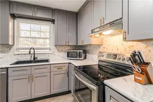 145 Mountain View Cir, Covington, GA 30016 - Photo 4