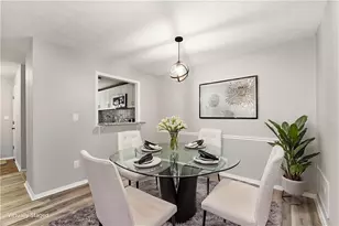 308 Cumberland Ct SE, Smyrna, GA 30080 - Photo 4