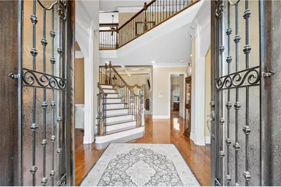 2457 Treehaven Drive, Snellville, GA 30078 - Photo 4