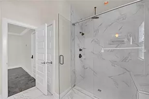 860 Stonehill Ln, Atlanta, GA 30324 - Photo 20