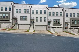 860 Stonehill Ln, Atlanta, GA 30324 - Photo 1