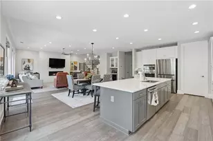 8255 Main St, Woodstock, GA 30188 - Photo 16