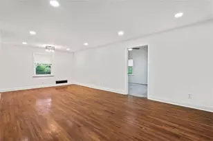 2735 Defoors Ferry Rd, Atlanta, GA 30318 - Photo 4