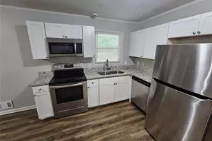 416 Shamrock Dr, Monroe, GA 30655 - Photo 4