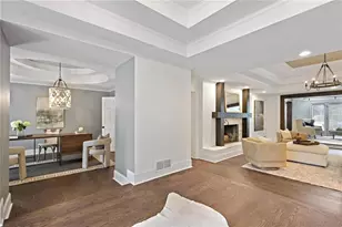 5860 Riverwood Dr, Atlanta, GA 30328 - Photo 8