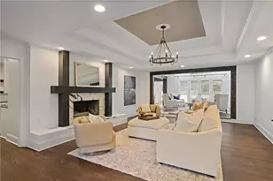 5860 Riverwood Dr, Atlanta, GA 30328 - Photo 10