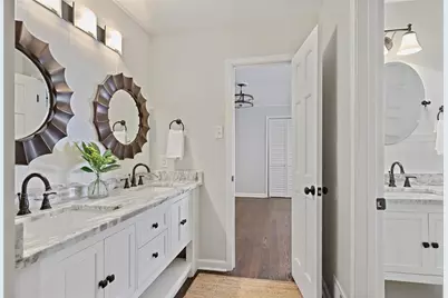 5860 Riverwood Drive, Atlanta, GA 30328 - Photo 24