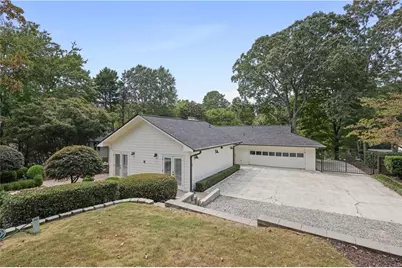 5860 Riverwood Drive, Atlanta, GA 30328 - Photo 44