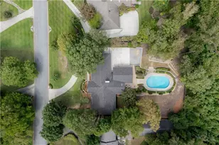 5860 Riverwood Dr, Atlanta, GA 30328 - Photo 48