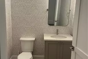 106 Spring St, Gainesville, GA 30501 - Photo 16