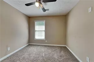 2990 Mountain Trace NE, Roswell, GA 30075 - Photo 14