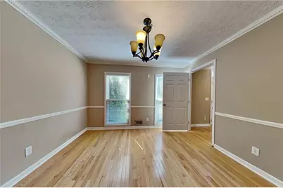 2990 Mountain Trace NE, Roswell, GA 30075 - Photo 8