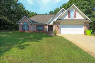 314 Patrick Cir, Jenkinsburg, GA 30234 - Photo 2