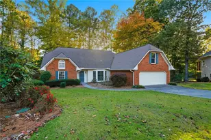 5573 Fallsbrook Trace NW, Acworth, GA 30101 - Photo 1
