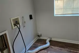 3725 Collier Dr NW, Atlanta, GA 30331 - Photo 22