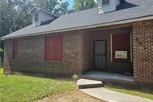 556 Bolton Rd NW, Atlanta, GA 30331 - Photo 2