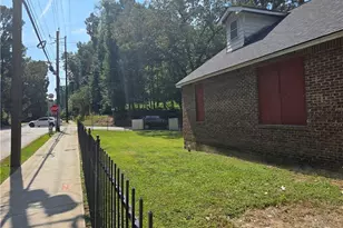 556 Bolton Rd NW, Atlanta, GA 30331 - Photo 1