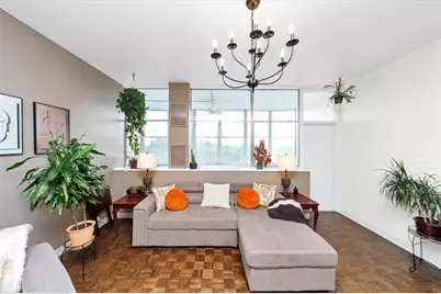 3060 Pharr Court North NW #423, Atlanta, GA 30305 - Photo 2