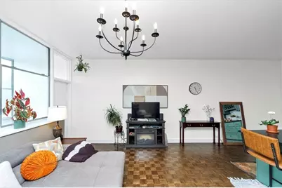 3060 Pharr Court North NW #423, Atlanta, GA 30305 - Photo 4