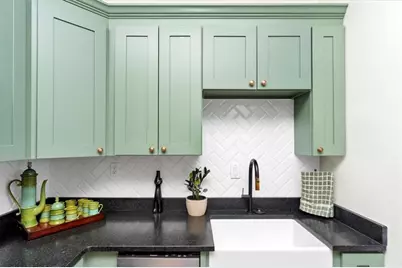 3060 Pharr Court North NW #423, Atlanta, GA 30305 - Photo 8