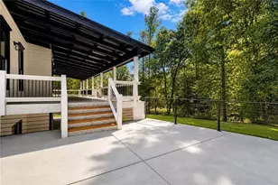 1217 Cabin Bridge Rd, Bethlehem, GA 30620 - Photo 8