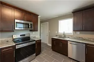 272 Hilltop Dr SW, Atlanta, GA 30315 - Photo 6