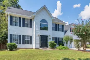 501 Grove Park Dr, Locust Grove, GA 30248 - Photo 2